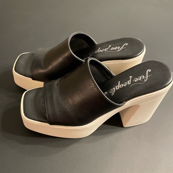 Free People Zoe Platform Slide Sandal Size 6 BlackCream Chunky Boho Romance Edgy - Picture 8 of 10